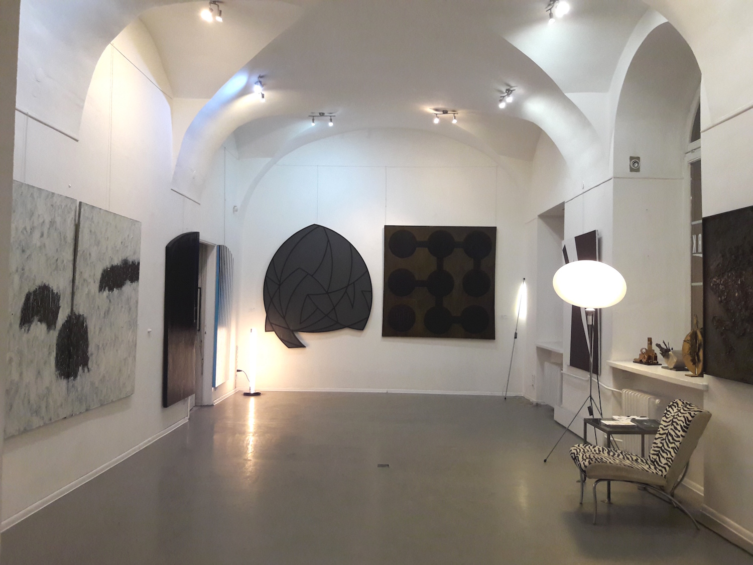 No title, 1985, Leon Tarasewicz; Jan Berdyszak; No title, 2000 to 2011, Zbigniew Gostomski; and Przebiegi XIX, 2012, Jerzy Kalucki. Courtesy of Wojtek Fibak.