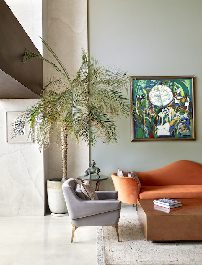 Living room (left) Jogen Chowdhury (right) Dhiraj Choudhury, 2017. Photo: Talib Chitalwala. Courtesy of Swati Jajodia.