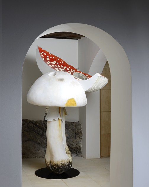 Carsten Höller, Giant Triple Mushroom, 2010. Photo: Philippe Fragnière. Courtesy of Suzanne Syz.
