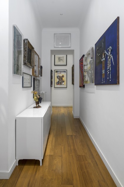 Francesco Taurisano’s apartment. In the corridor, works by Piero Dorazio, Jacques Villéglé, Mario Persico, Guido Biasi among others. Naples, Italy. Courtesy of CollezioneTaurisano. Photo: Maurizio Esposito.