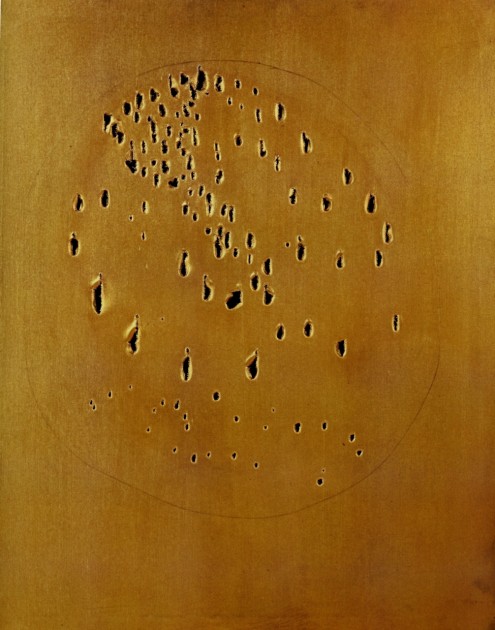 Lucio Fontana, Concetto Spaziale, 1960, Oil on canvas. Courtesy of CIFO | Cisneros Fontanals Art Foundation. Photo: Oriol Tarridas. Copyright Lucio Fontana.