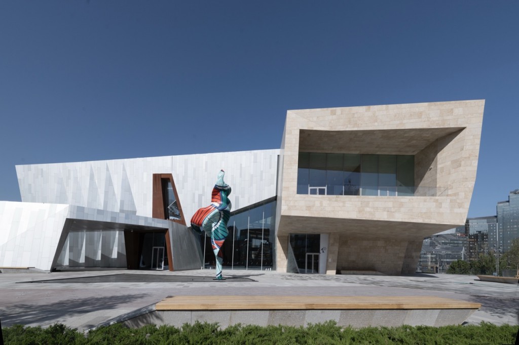 The exterior of the Almaty Museum of Arts with Linka Shonibare's sculpture. Photo: Alexei Naroditskiy