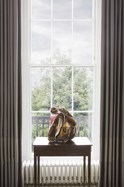 Lynda Benglis, Shaman III (2013), The Cranford Collection. Photo: Richard Ivey. Courtesy of the Cranford Collection.