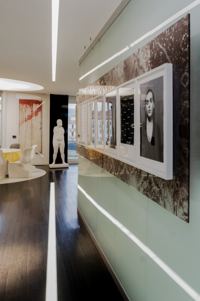 At the front are works by Urs Luthi. Courtesy of Giuseppe Simone Modeo