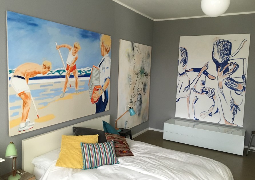 The bedroom with pieces by Norbert Bisky, Robin von Einsiedel and Melike Kara. Courtesy of Torsten Butzen.