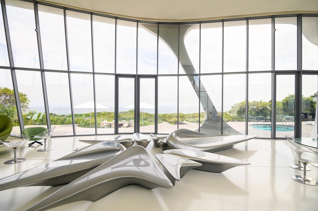 A cluster of sculptural petal-like seats ’Kloris’ by Zaha Hadid. Courtesy of Joseph Awuah-Darko