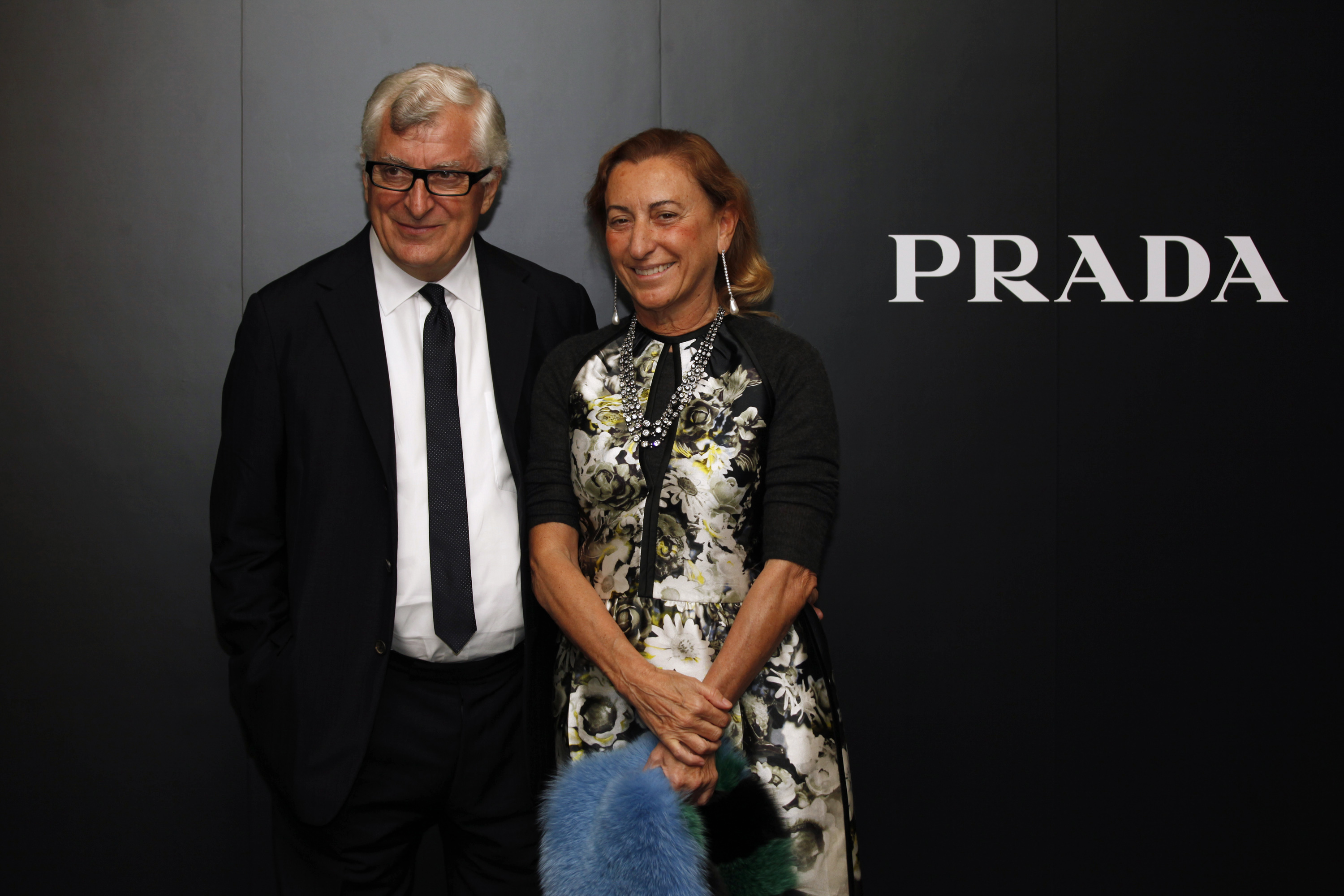 Arriba 32+ imagen patrizio bertelli and miuccia prada