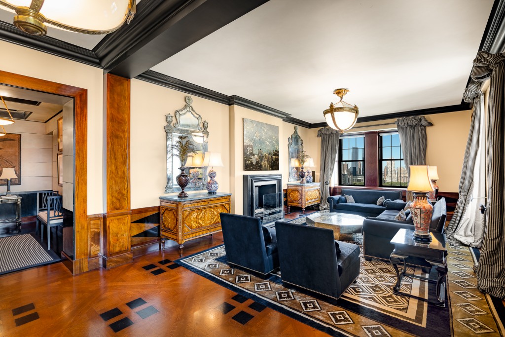 Residence 2704, The Pierre, A Taj Hotel Upper East Side, New York City